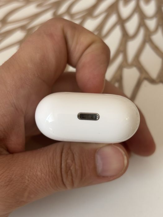 Кейс airpods оригінал