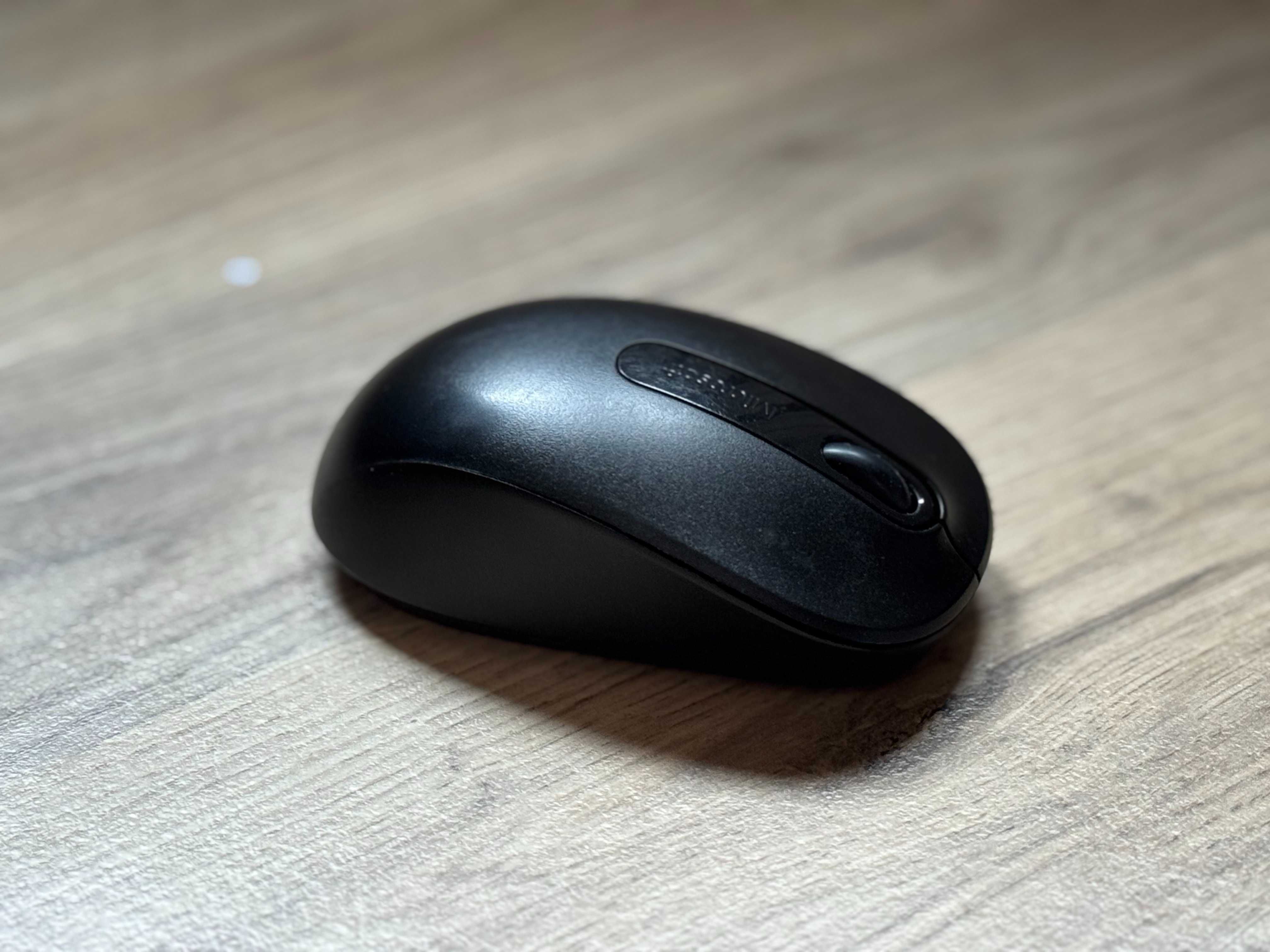 Microsoft Desktop 900 – bezprzewodowa klawiatura i mysz