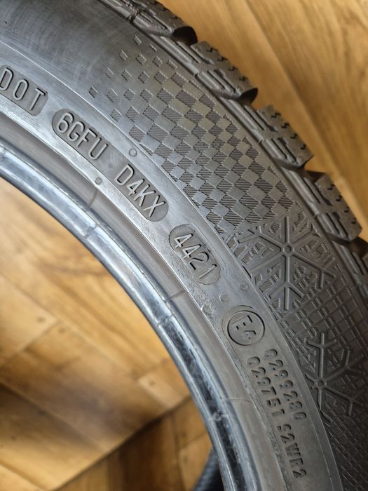 235/45/18 Continental para zima 6,8mm 2021r