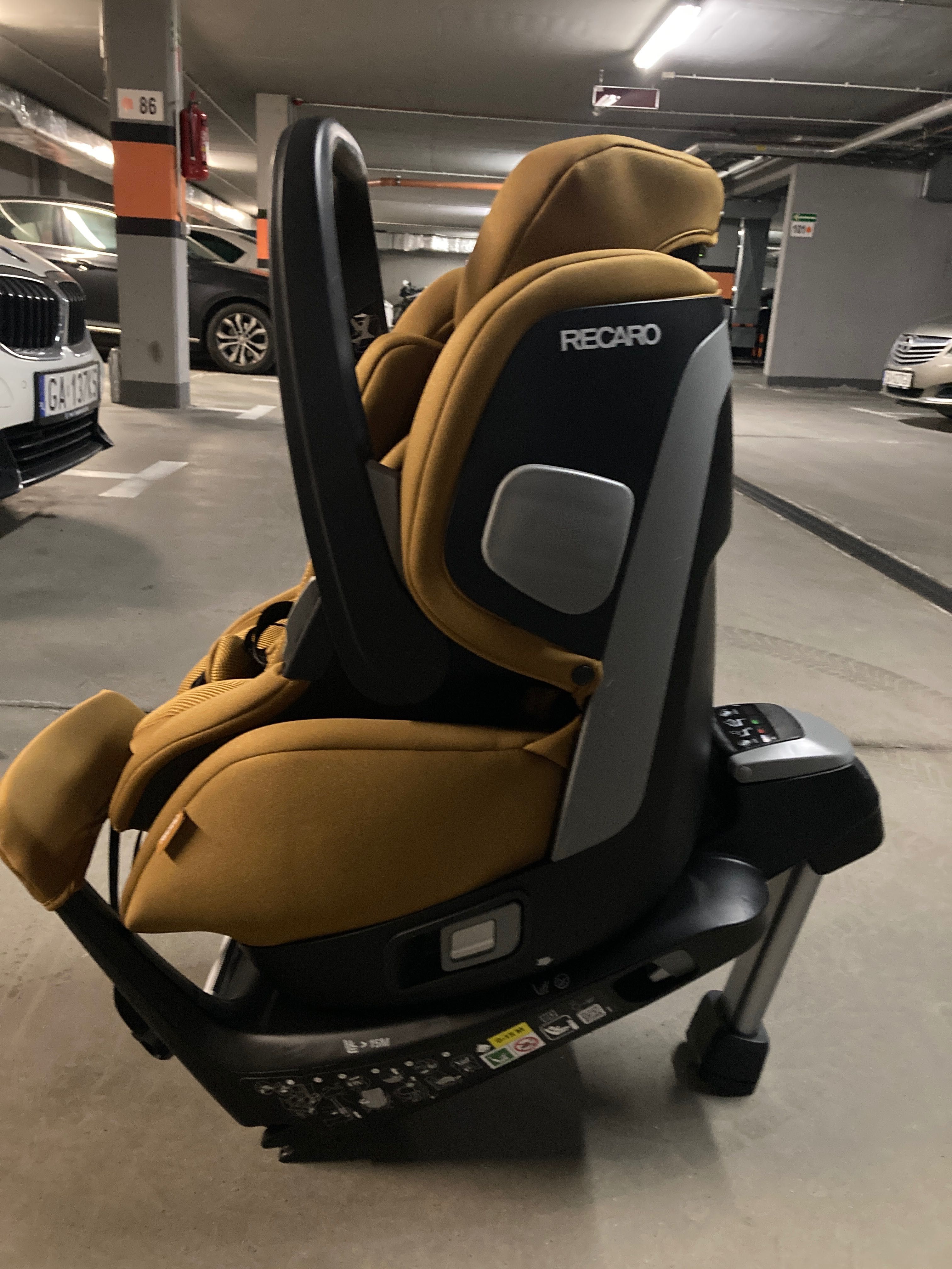 Fotel nosidło recaro salia elite gwarancja prawie nowy