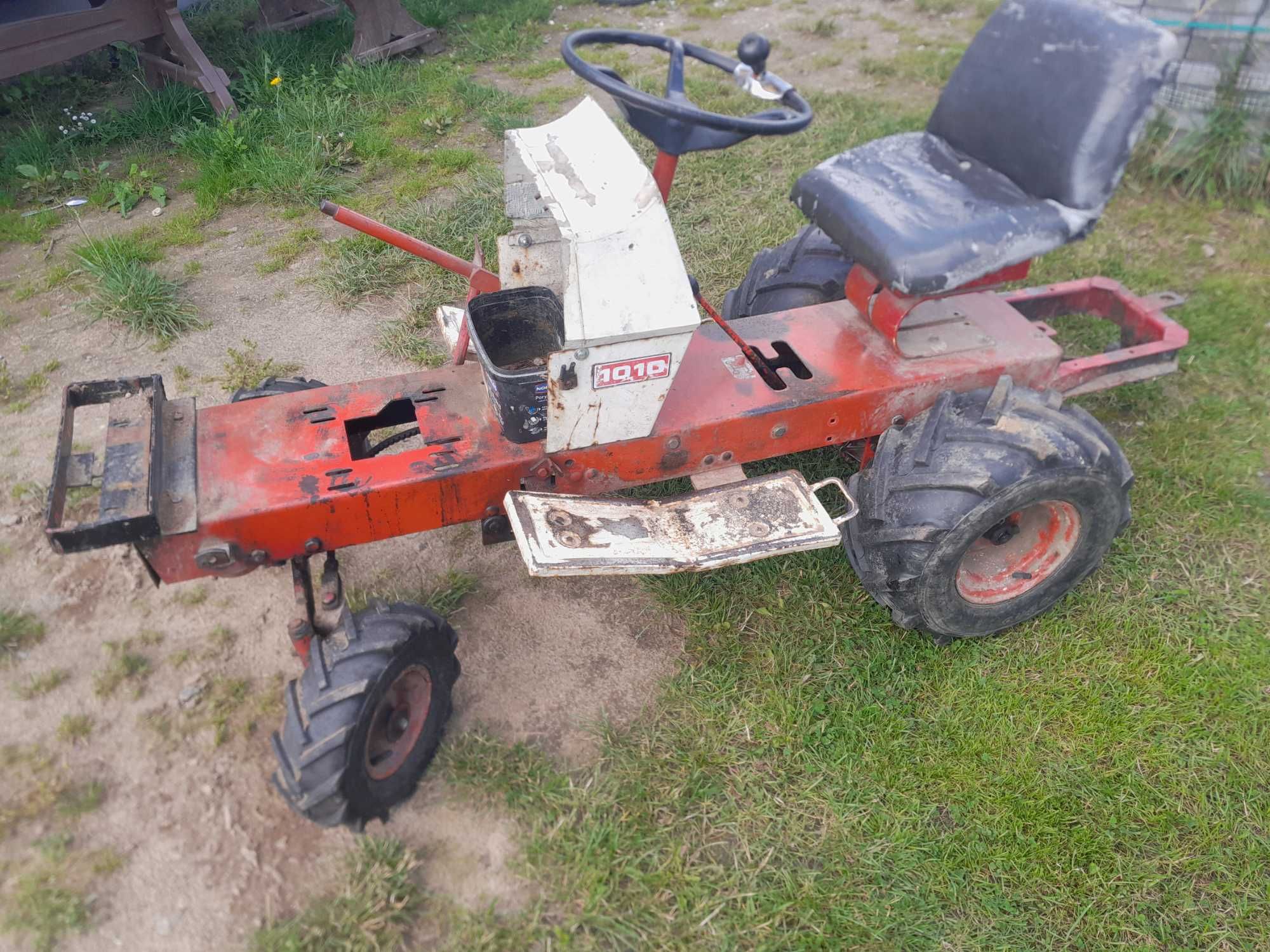 Sprzedam ramę z kołami traktorka gutbrod 1010