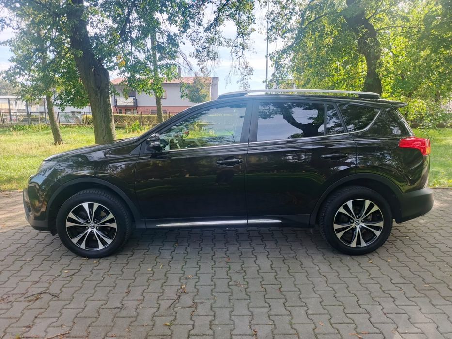 Toyota Rav4 z 2015r