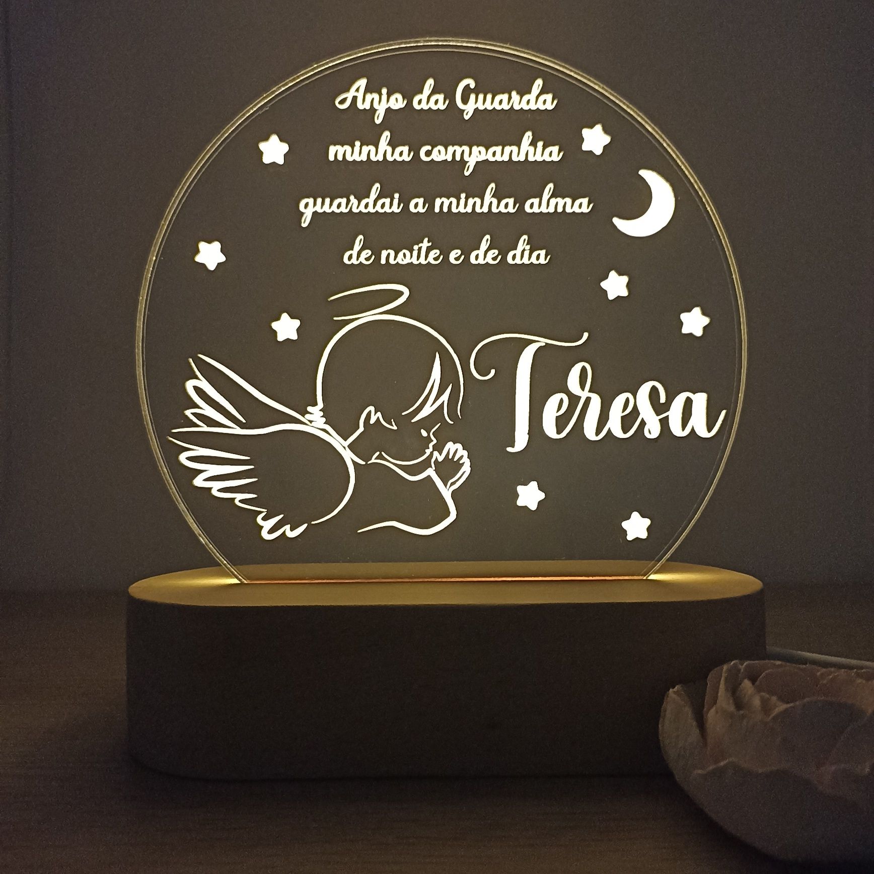 Moldura iluminada / luz de presença