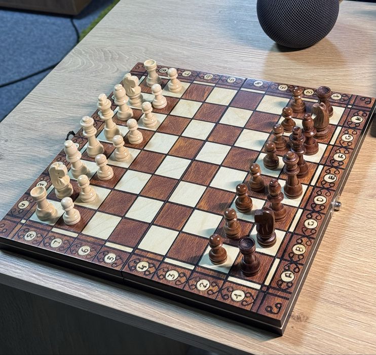 Набір 3 в 1 шахи, шашки, нарди,деревʼяні фігурки 29x29 см