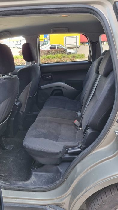 Mitsubishi Outlander II 2.4 MPI 4WD, benzyna, manual