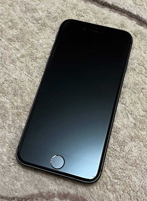 Apple iPhone 8 Black 64Gb Neverlock АКБ - 92%