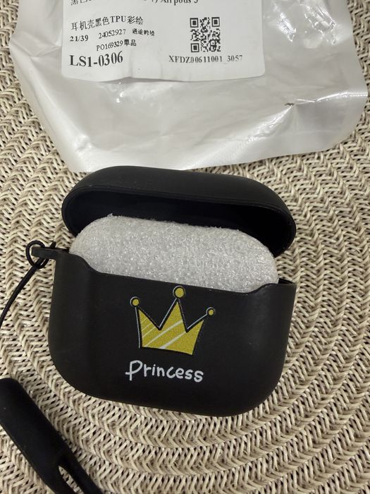 Чохол для навушників Airpods 3