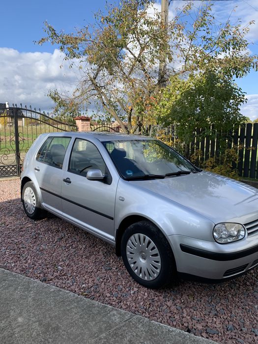 Продаю Volkswagen Golf IV