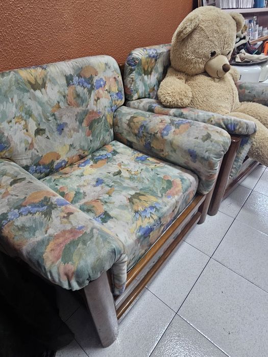 Vendo dois sofás