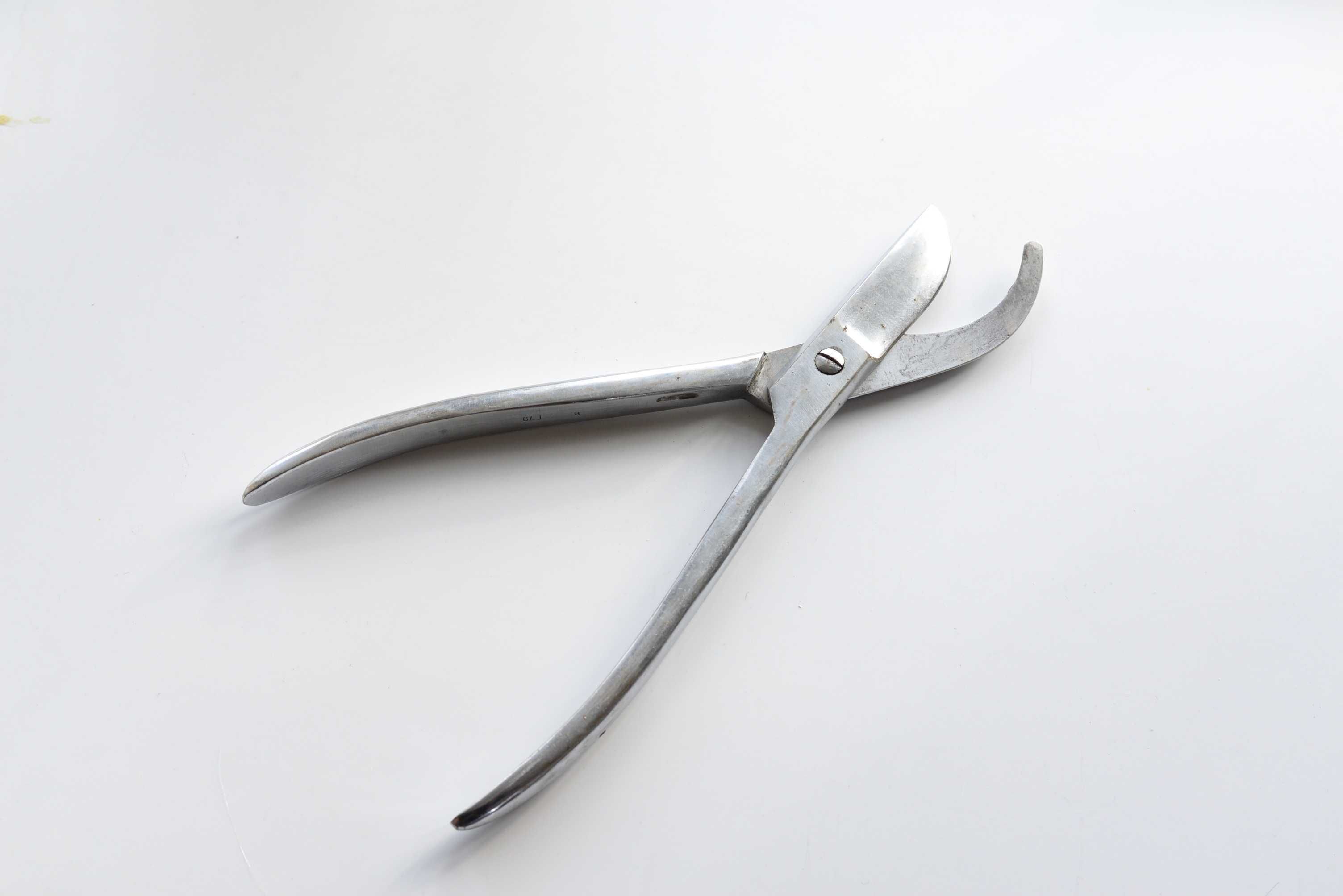 Ножницы-кусачки медицинские ,реберные.длина 22 см, бу,торг