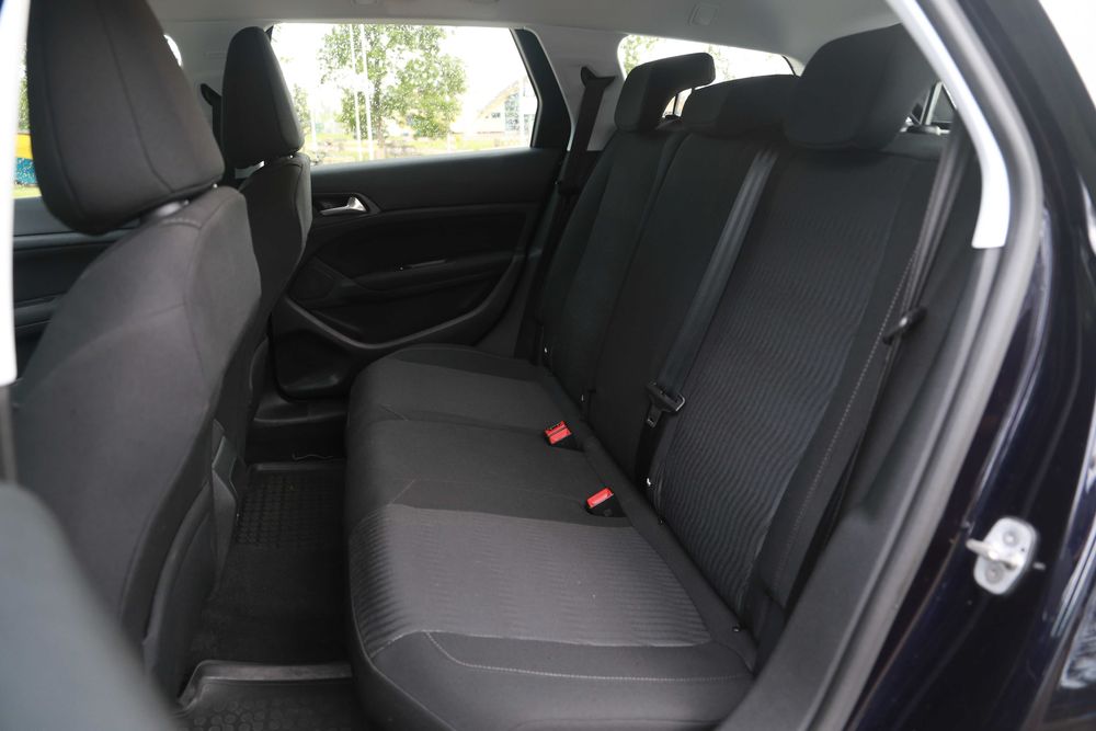 wypożyczalnia samochodów - Peugeot 308 diesel od 100 zł / doba