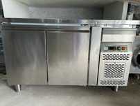 Bancada Horizontal frio em Inox com 2 portas + gaveta Forcar