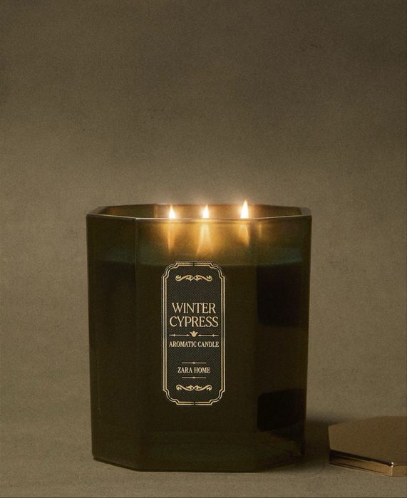 (550 G) Vela Aromática WINTER CYPRESS Zara Home NOVO