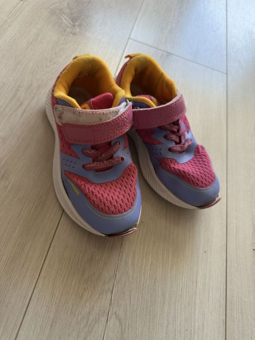 Buty dziewczece szkolne