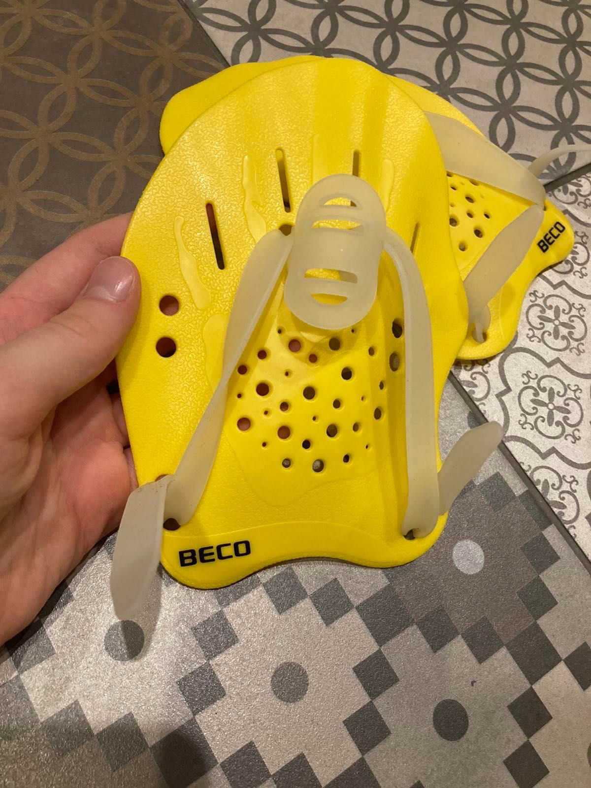 Лопатки для плавання BECO