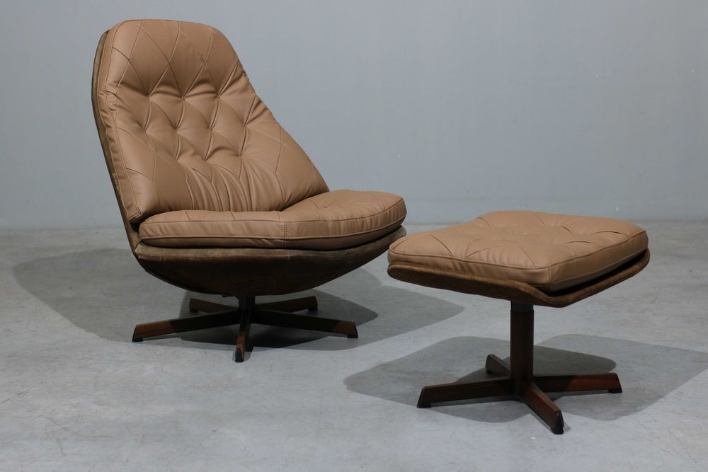 Poltrona + pousa pés Madsen & Schubell modelo MS68 | Design Nórdico