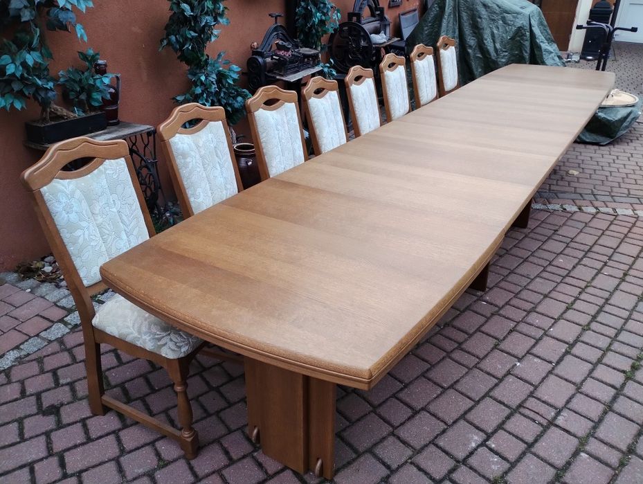Duży stół rozkładany debowy do salonu od 8 do 18osob