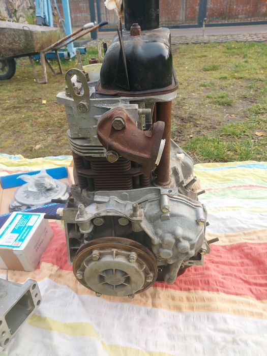 Silnik Nowy fiat 126p 650 alternator sprzęgło pompka paliwa