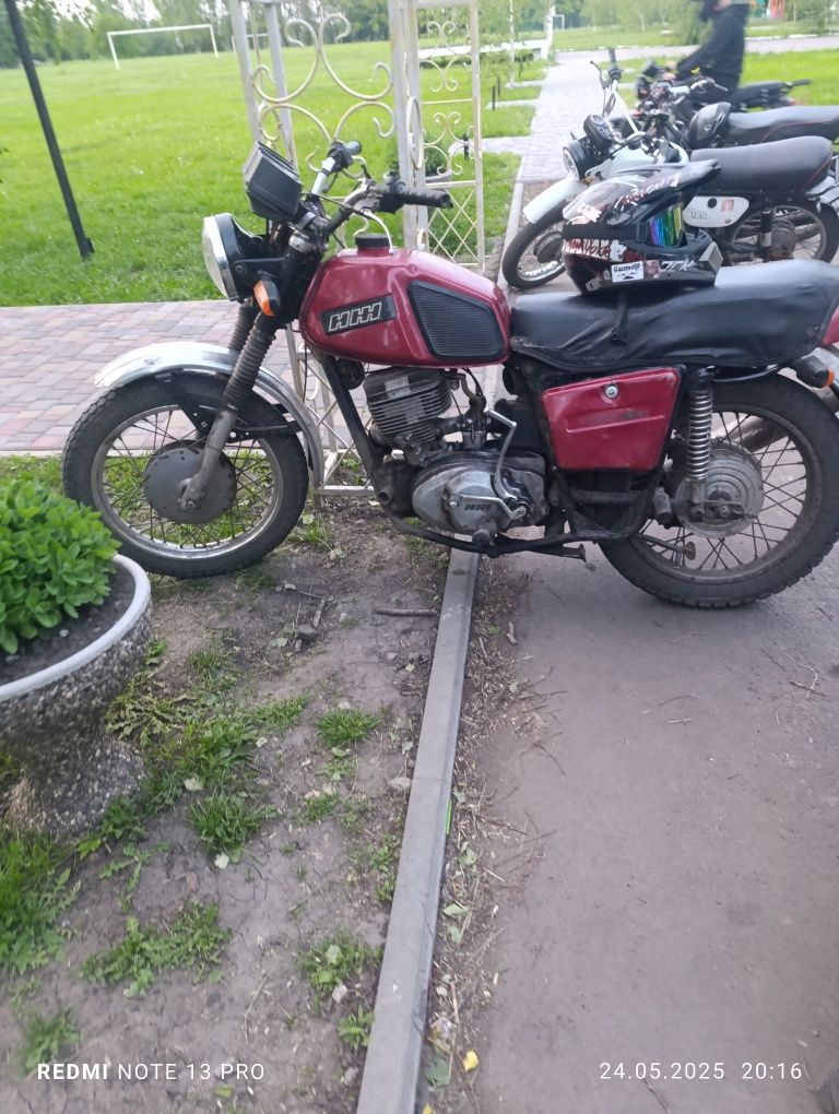 Продам Иж планета 5