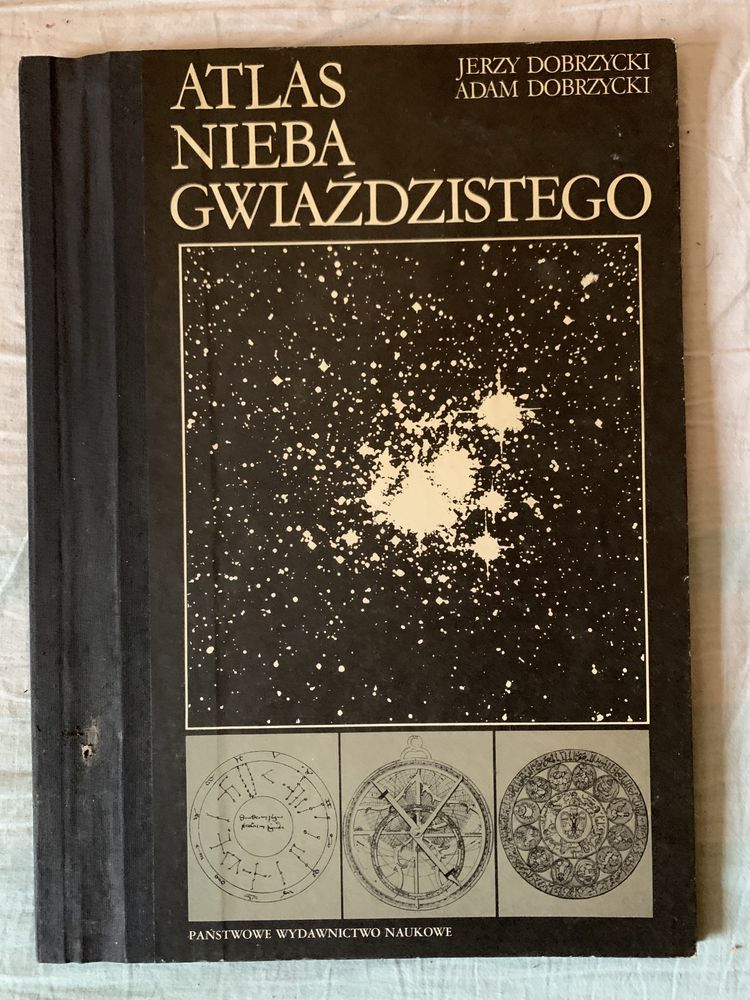 atlas nieba gwiaździstego Dobrzycki wydanie pierwsze PWN