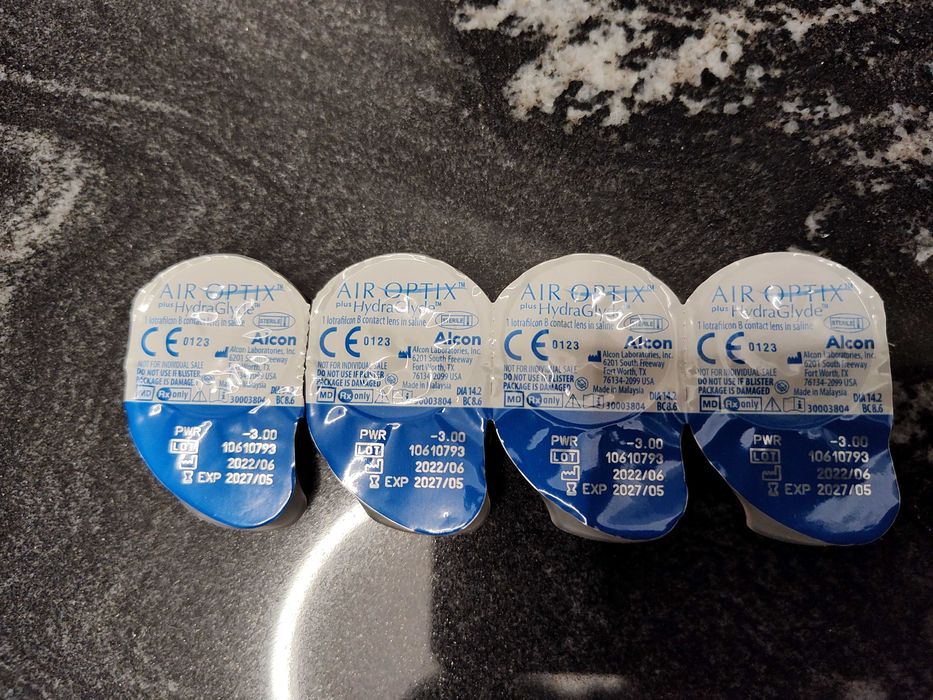 ALCON AIR OPTIX plus HydraGlyde soczewki moc -3.00 4 sztuki