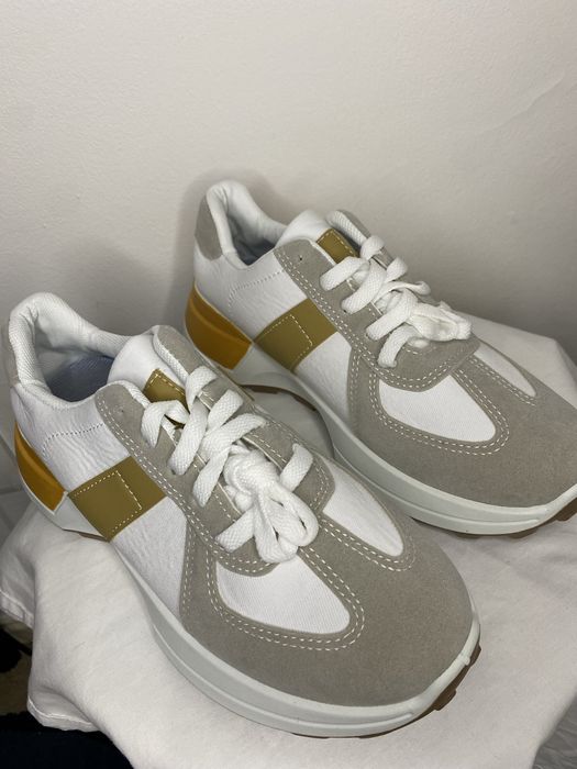 Tenis femenino para entrega imediata envio por CTT