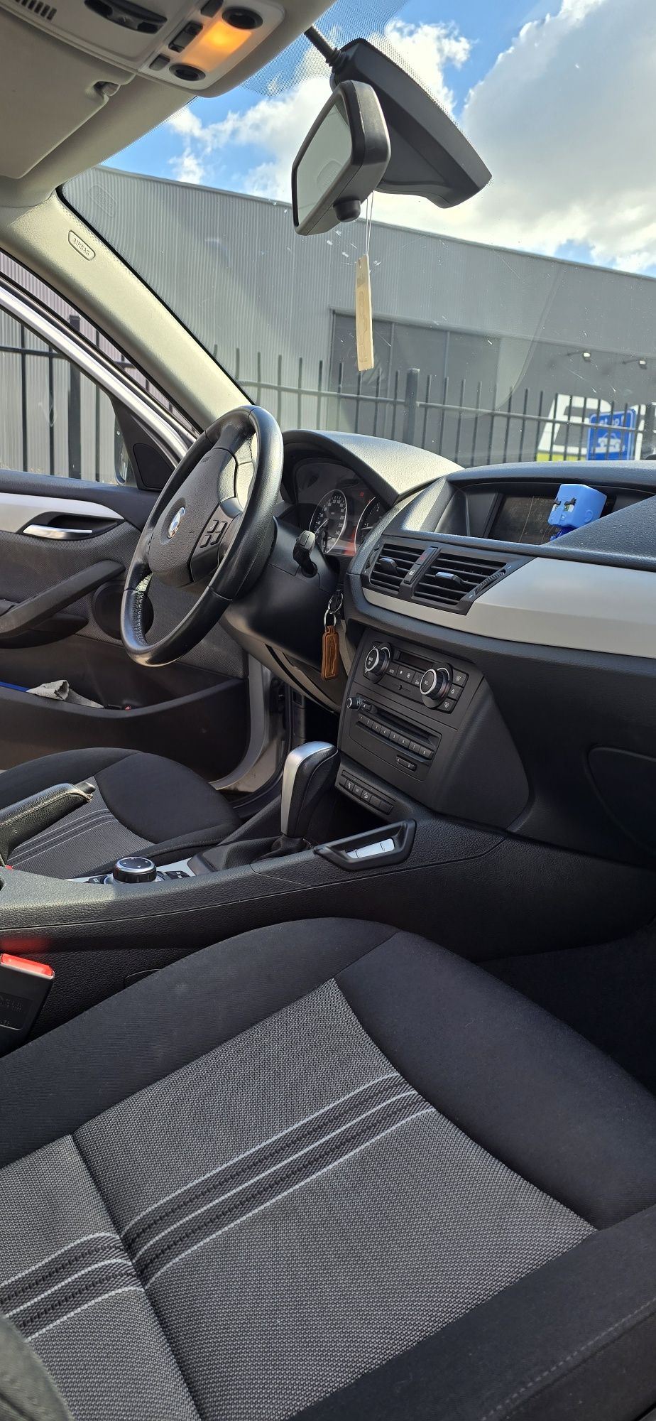 BMWX1 2.0 DIESEL 2010R.