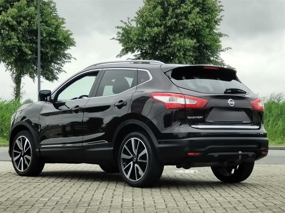 Nissan Qashqai      2015