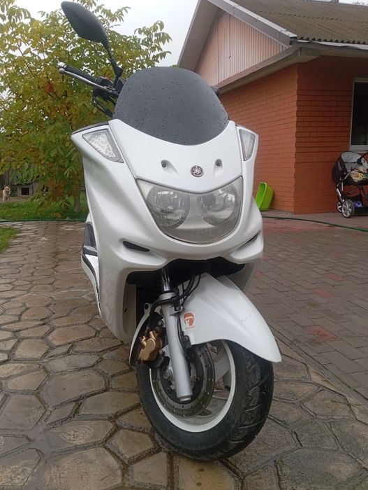 Yamaha majesty 250 2001