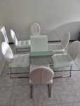 Mesa com cadeiras