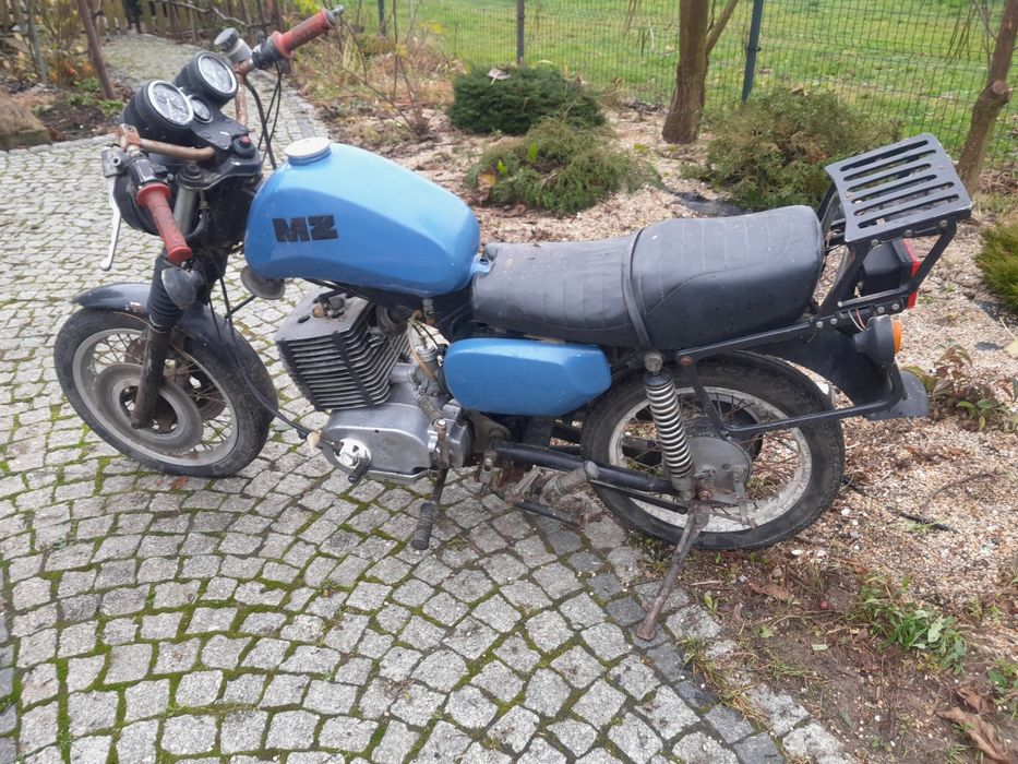 Mz etz 250 z dokumentami do renowacji