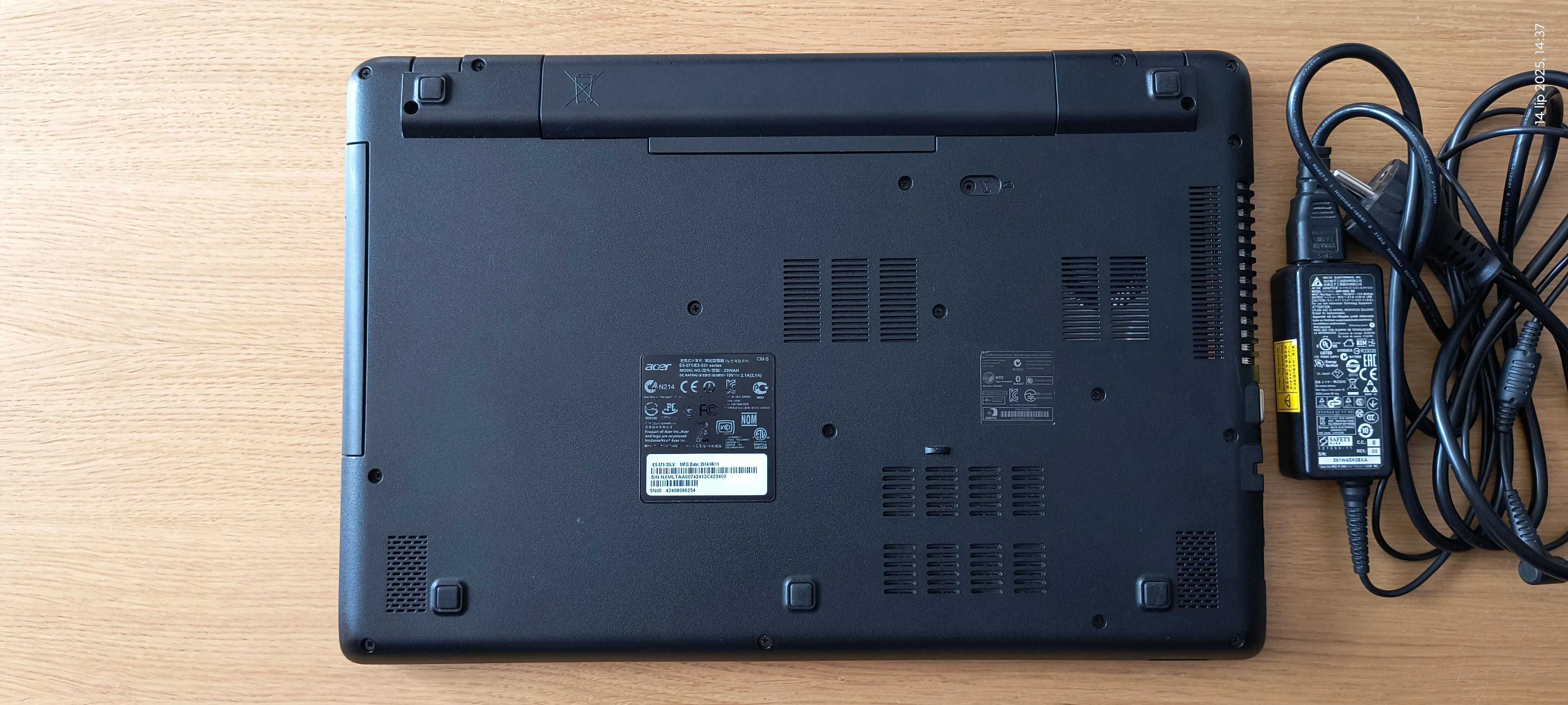 Laptop Acer E5-571 /cpu i3 / 8 GB ram / 128 Ssd.