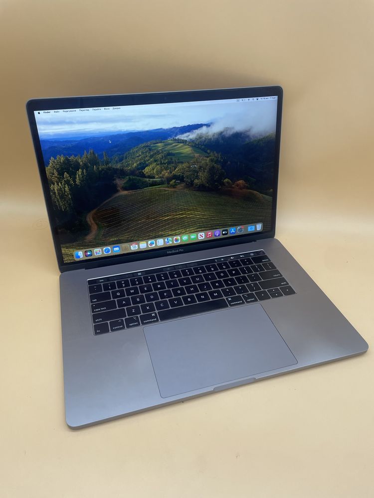 Macbook pro 2019 15.4 512 gb i9 16gb оперативки