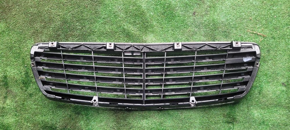 Grelha Mercedes-Benz Classe E W211