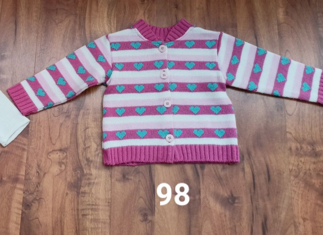 Sweterek 98. Jak nowy !