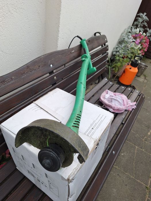 Podkaszarka elektryczna