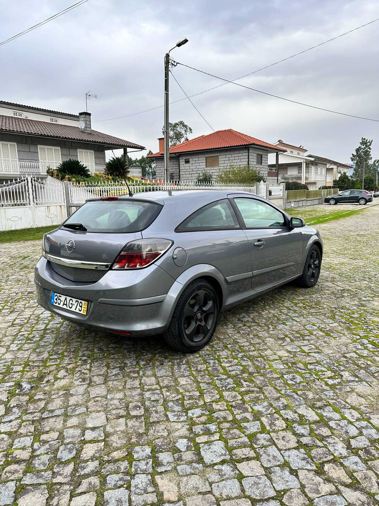 Vende se Opel Astra H GTC 1,7 - Desportivo, Fiável e econômico