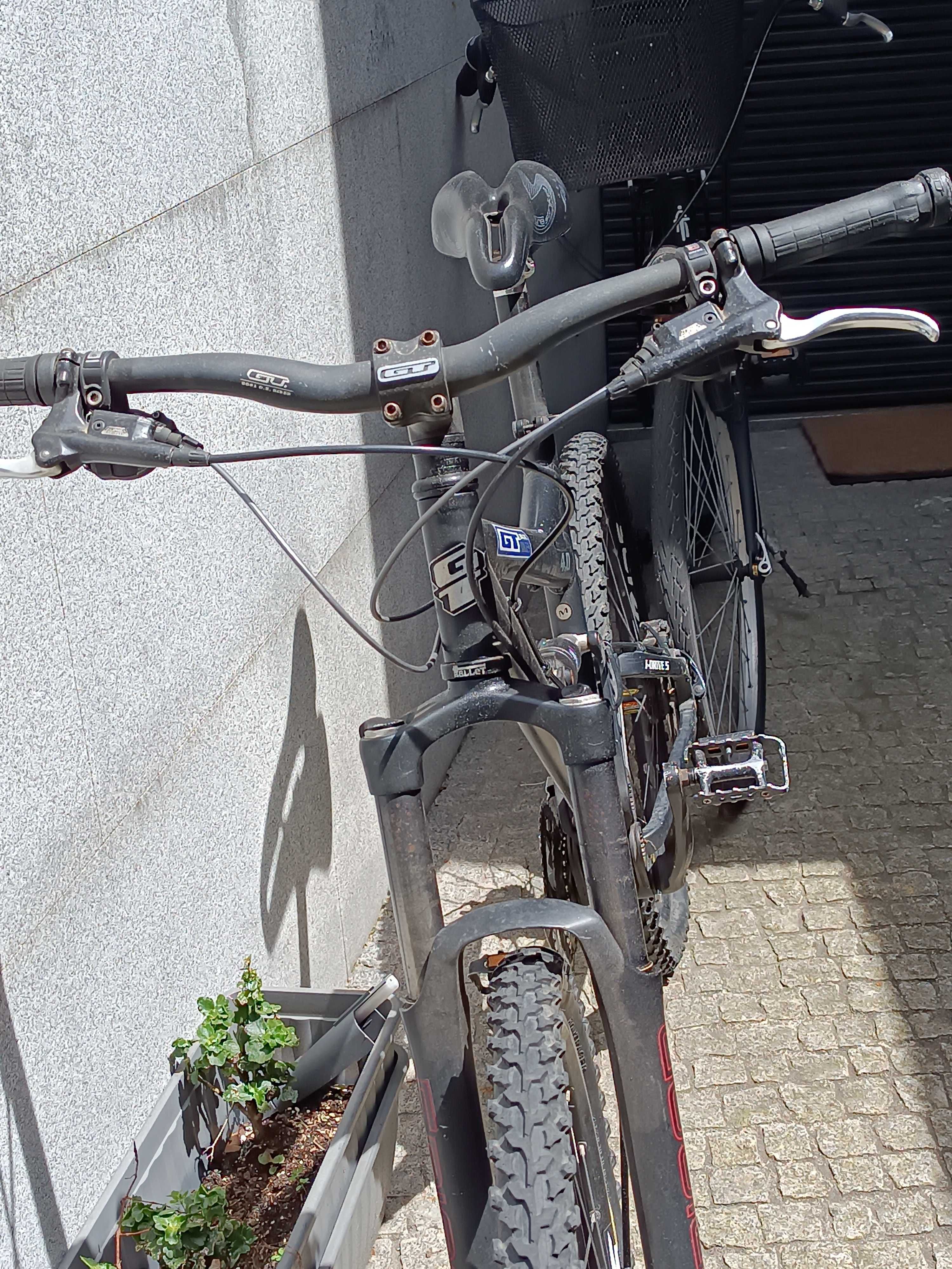 Bicicleta marca  GTS
