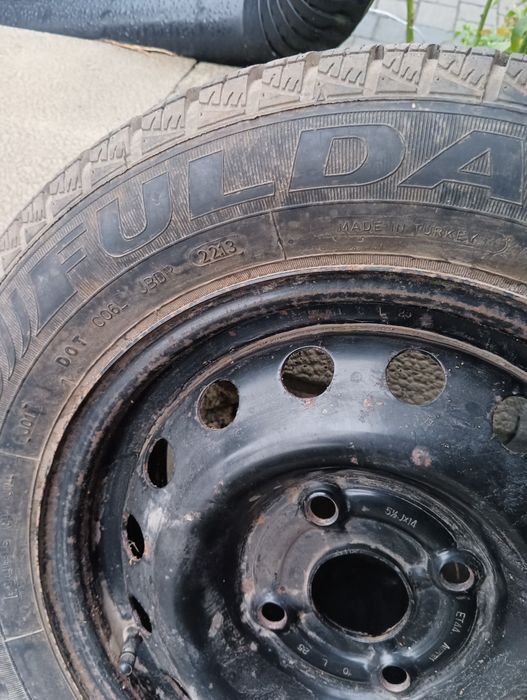 Автошини,відмінний стан