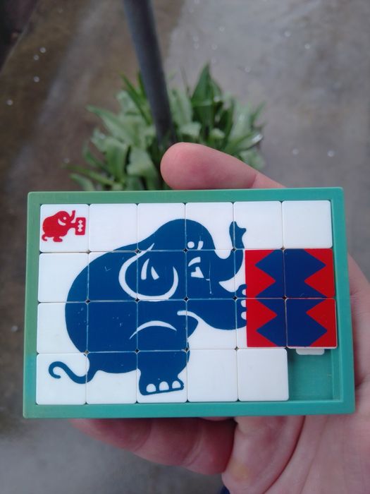 Головоломка пятнашки Слоник СССР раритет игра игрушка