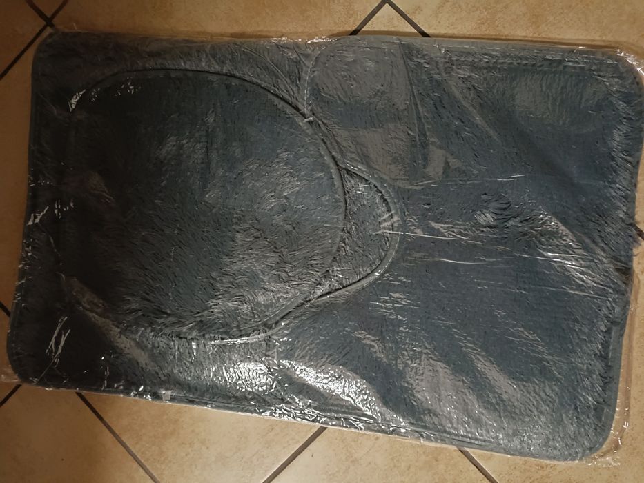 Komplet dywaników łazienkowych szary nowe