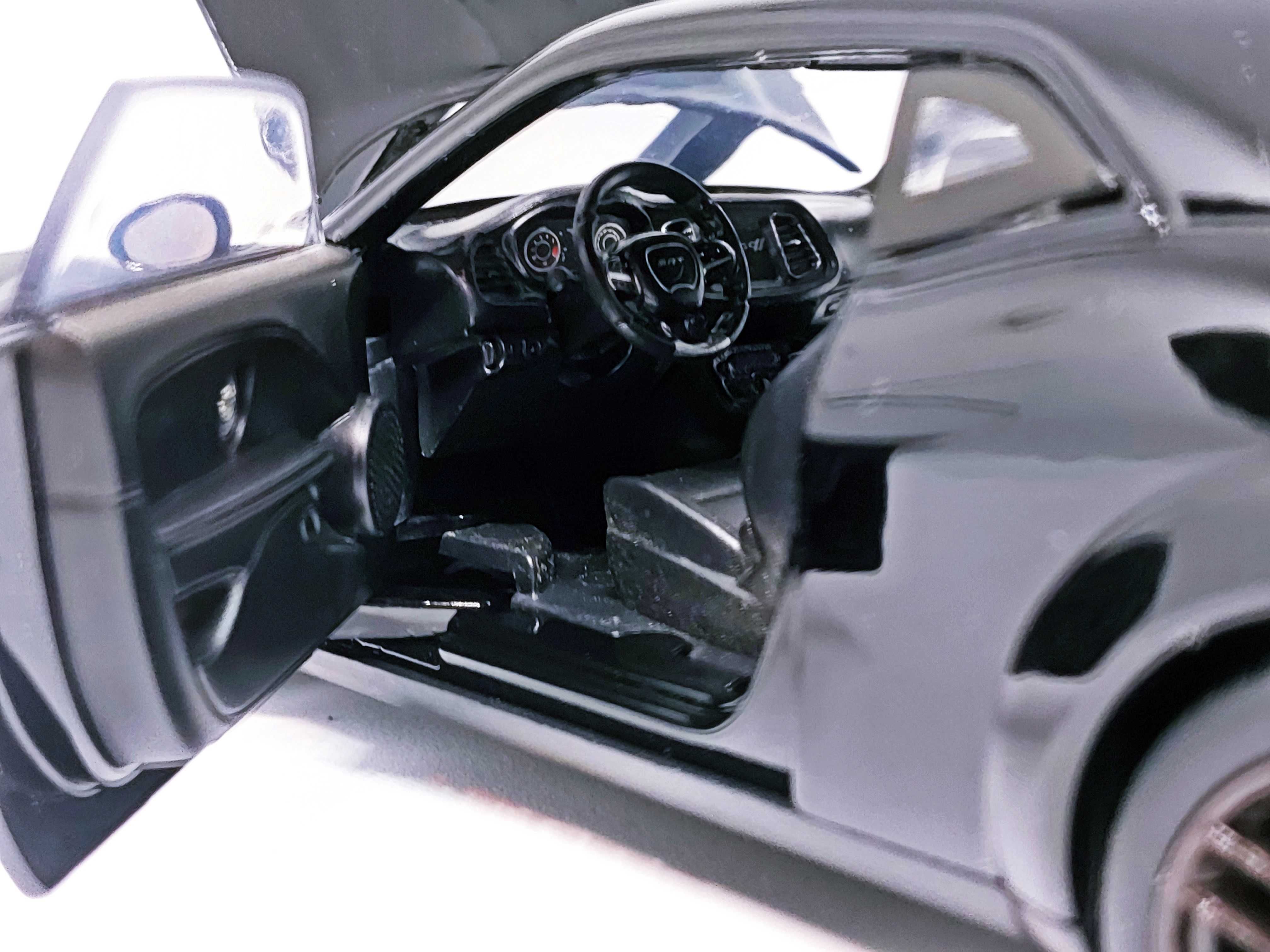 Dodge Challenger SRT Hellcat Redeye - Full Open 1/32
