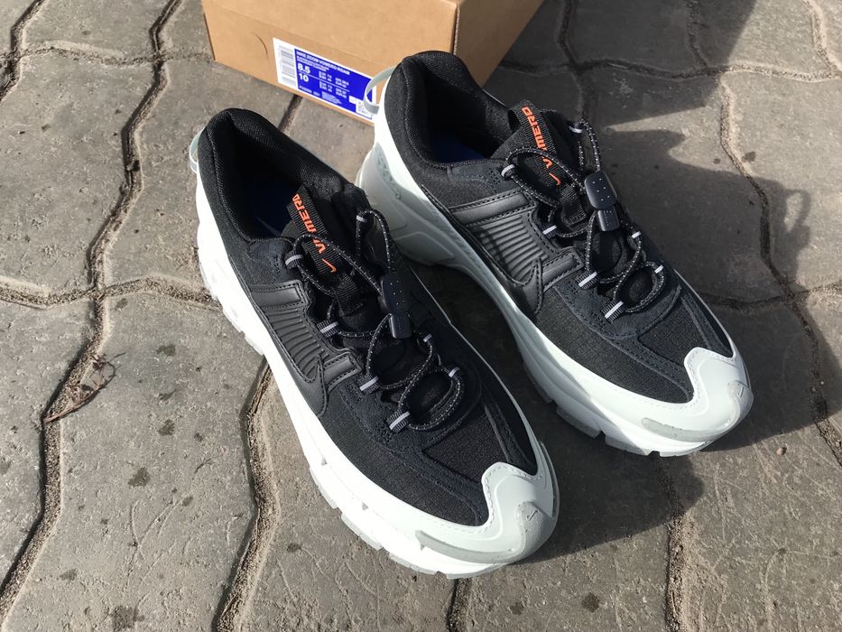 Nike Air Zoom Vomero Roam