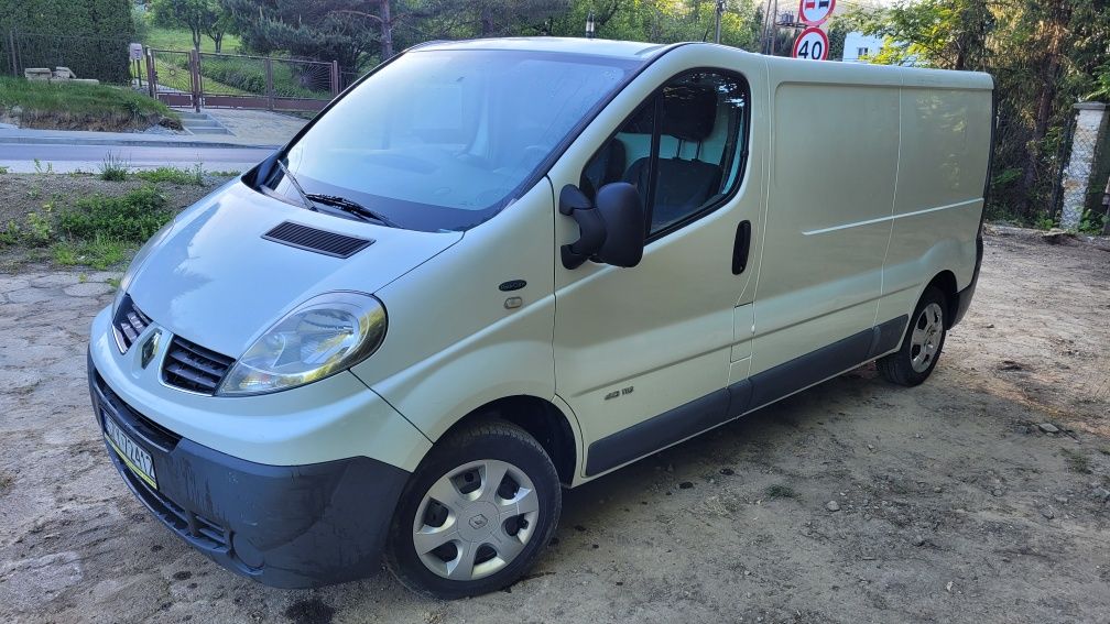 Renault Trafic Krajowy L2H1 Long bezwypadek.