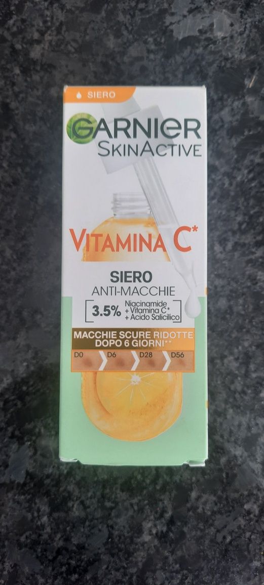 Garnier serum na przebarwienia vitamina c