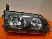 MITSUBISHI SPACE GEAR L400 94-07 REFLEKTOR PRAWY PRZÓD PRZEDNI  11087245