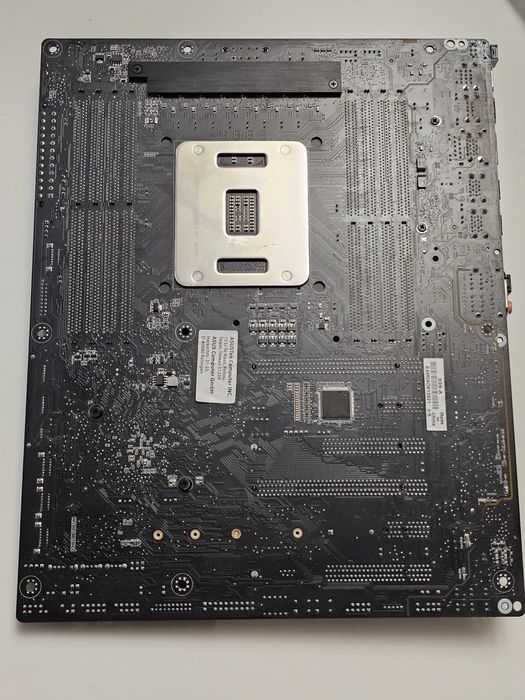 Ігрова материнська плата Asus X99-A / S2011v3 / DDR4 + i7 5930K