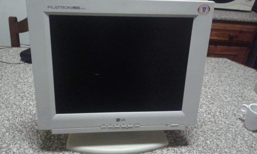 Monitor TFT LG Flatron