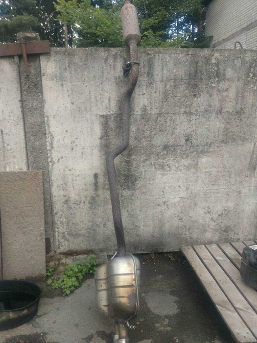 Выхлопна система. Глушитель Passat b6 разборка