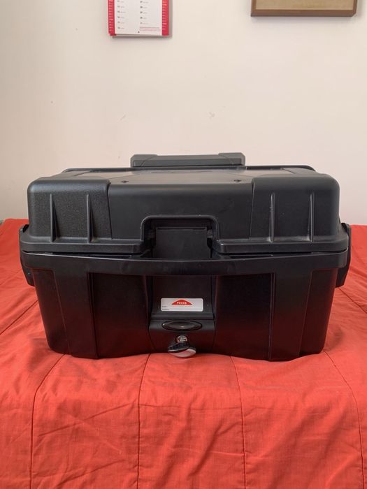 Продам центральний кофр Kappa KGR 46